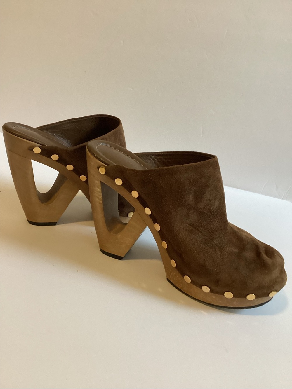 Tamara Mellon Grass Roots Suede Clogs Mules Brown Size 38
